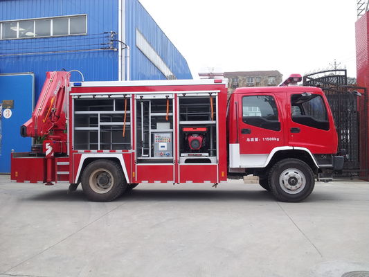 6 Wheeled Fire Fighting Vehicle , 177KW Emergency Fire Truck With 5T Crane