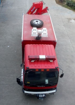 Heavy Duty Emergency Rescue Fire Truck 177kw 4x2 Euro 4 With 5T Crane