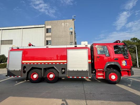 177Kw/241hp Max Power Foam Fire Truck with Diesel Engine Type and 1 Monitor